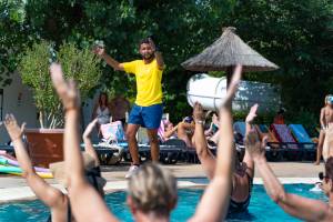 Aydin CAKIR - AYDINOUS TOUT